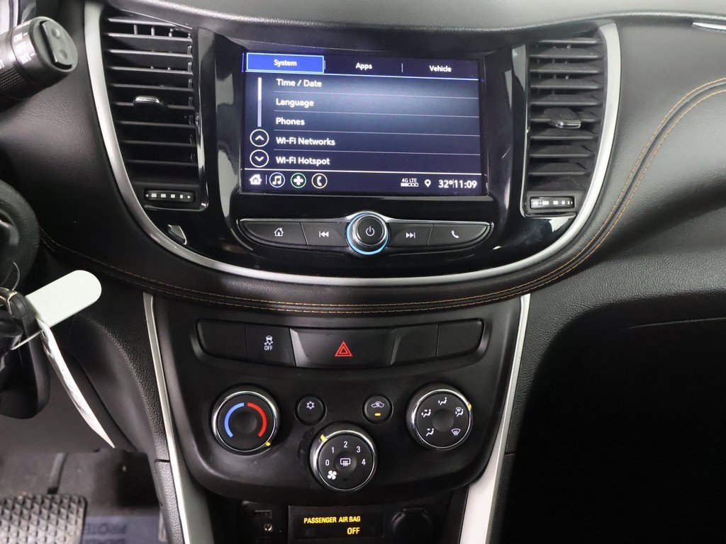 Used 2021 Chevrolet Trax LS image 39