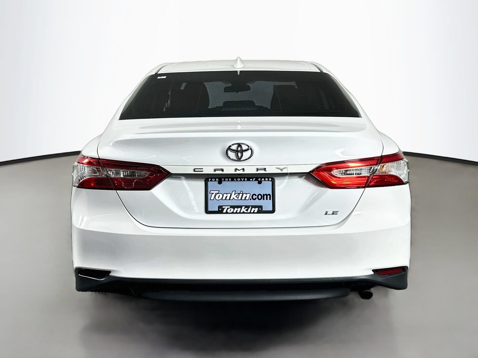 Used 2019 Toyota Camry LE FWD image 6