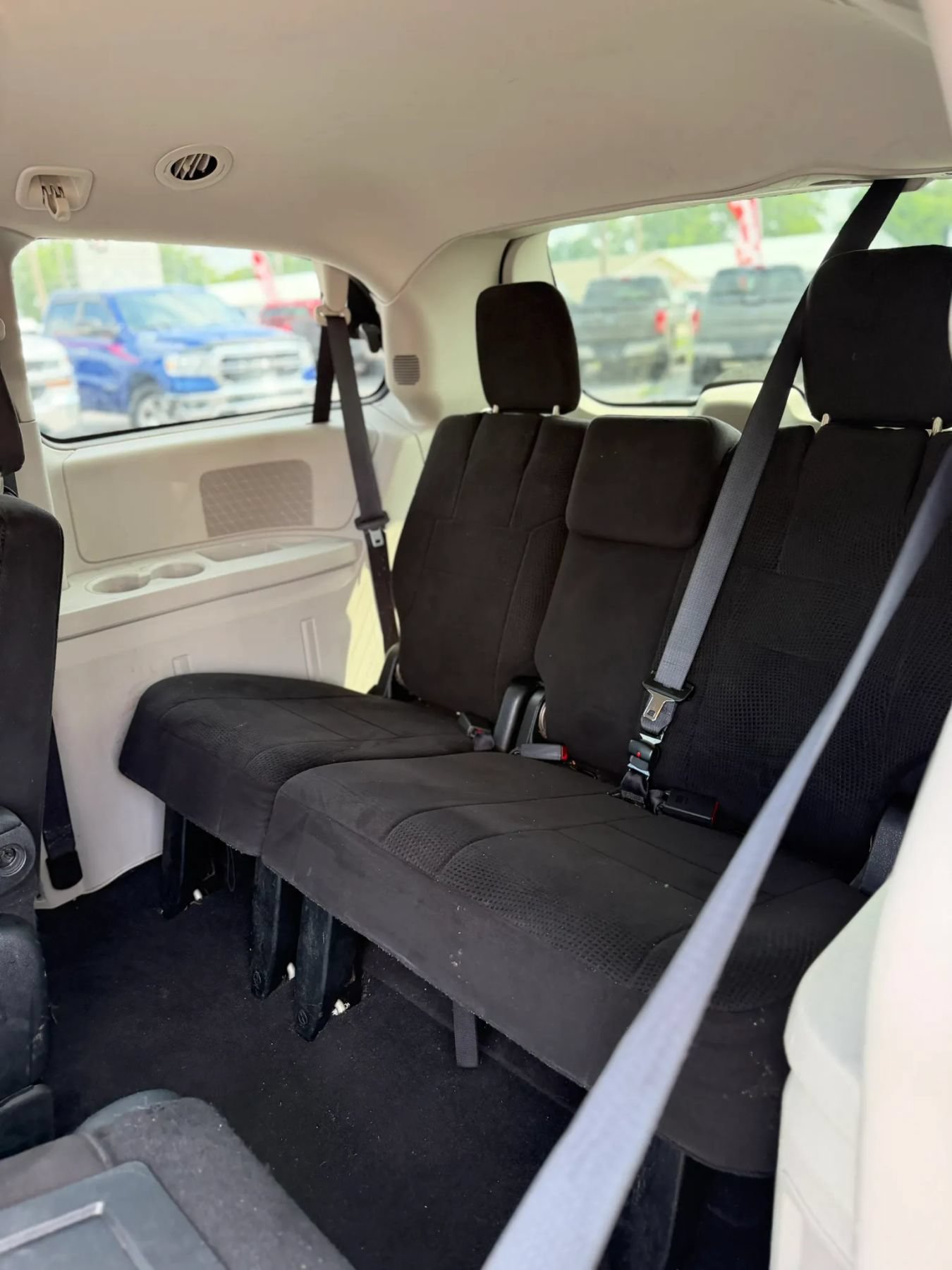 Used 2013 Dodge Grand Caravan SE FWD image 13