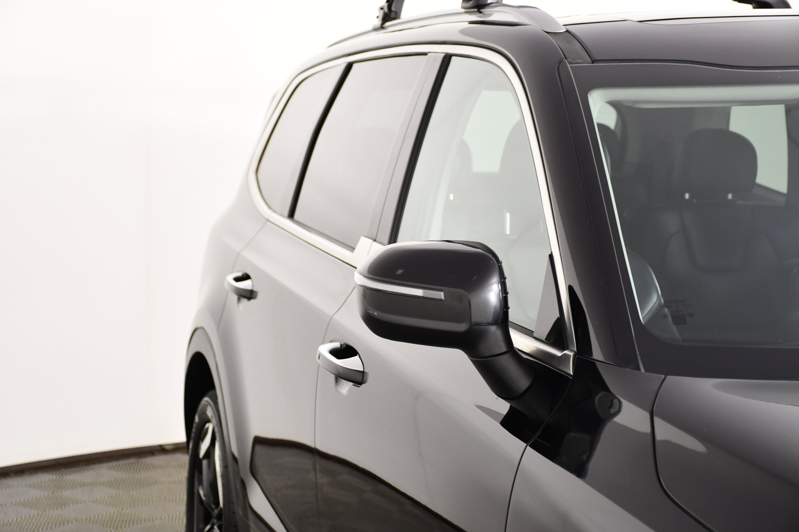 Used 2025 Kia Telluride S image 14