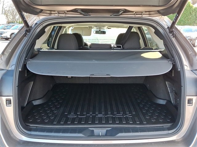 Used 2024 Subaru Outback Premium image 30
