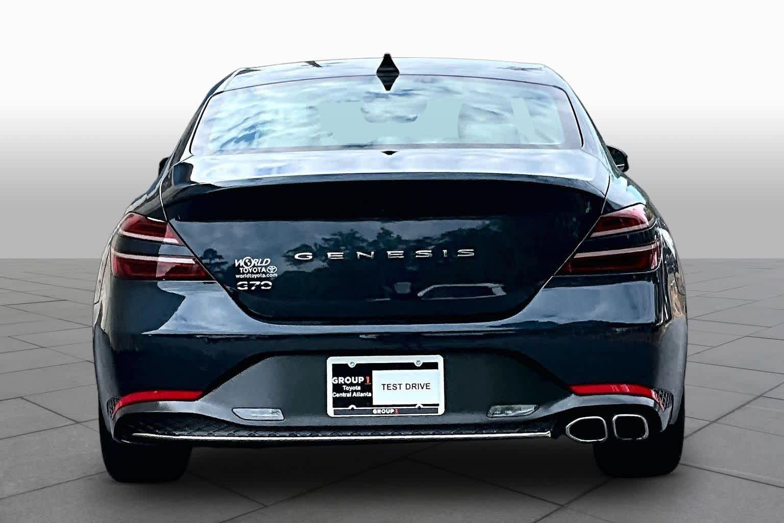 Used 2023 Genesis G70 2.0T RWD image 5
