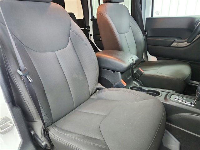 Used 2018 Jeep Wrangler Unlimited Sport S image 33