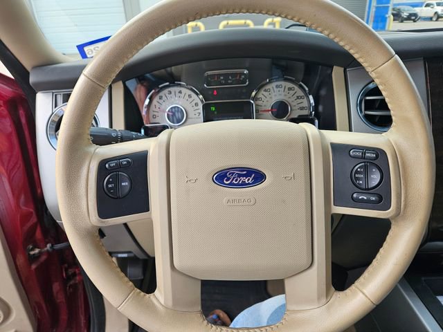 Used 2014 Ford Expedition XLT w/ Equipment Group 202A image 9