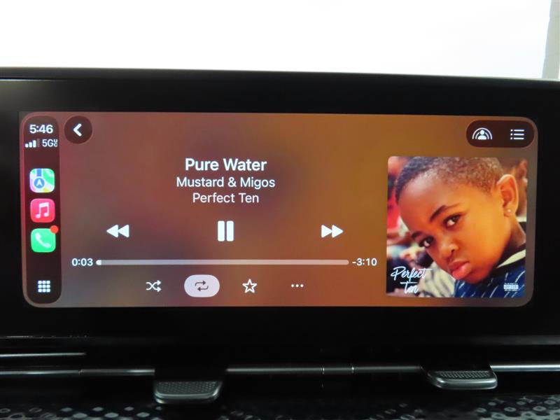 Used 2022 Kia Carnival SX Prestige image 26