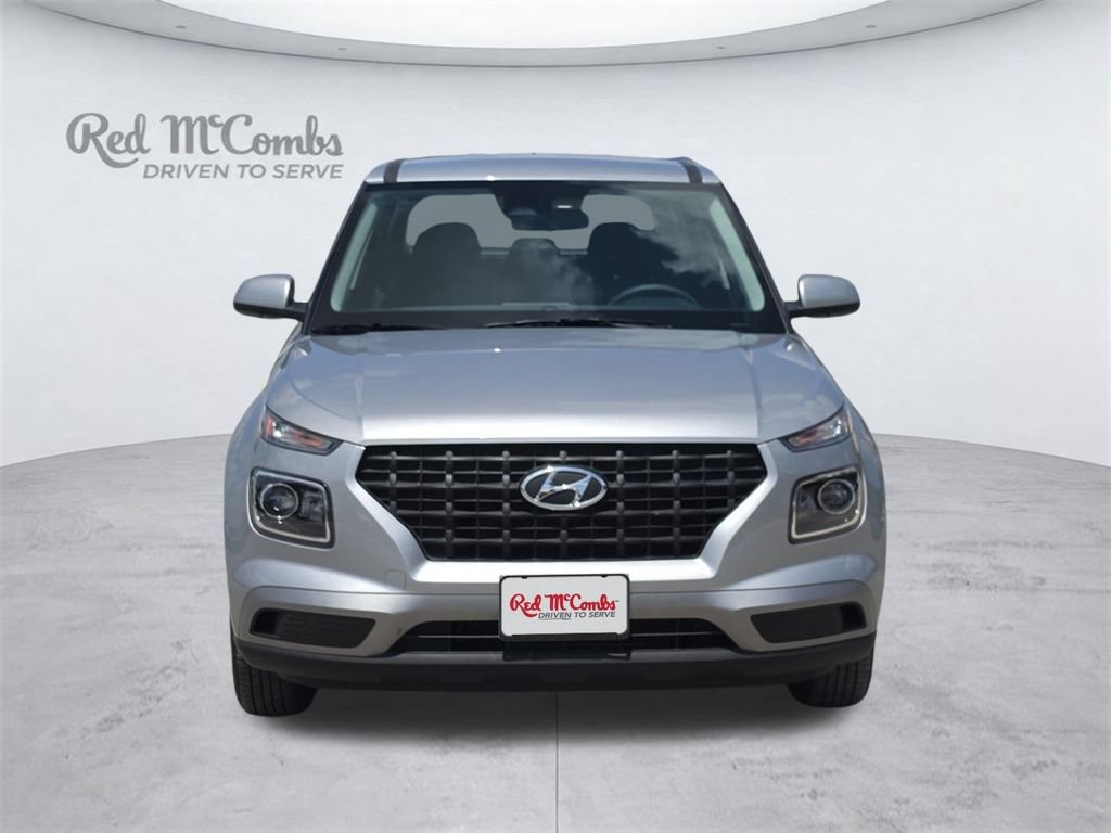 Certified 2025 Hyundai Venue SE FWD image 11