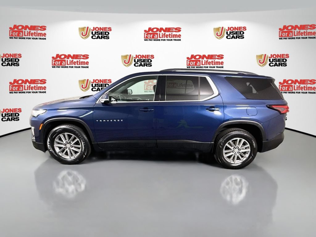 Used 2023 Chevrolet Traverse LT FWD image 13