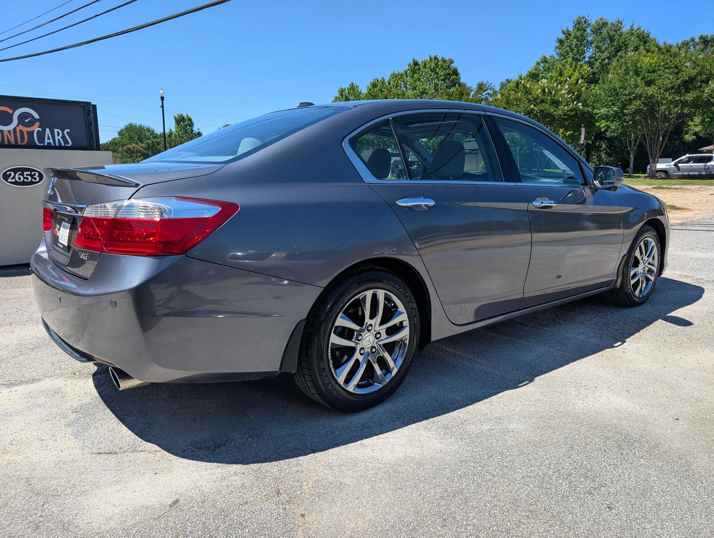 Used 2013 Honda Accord EX-L image 40