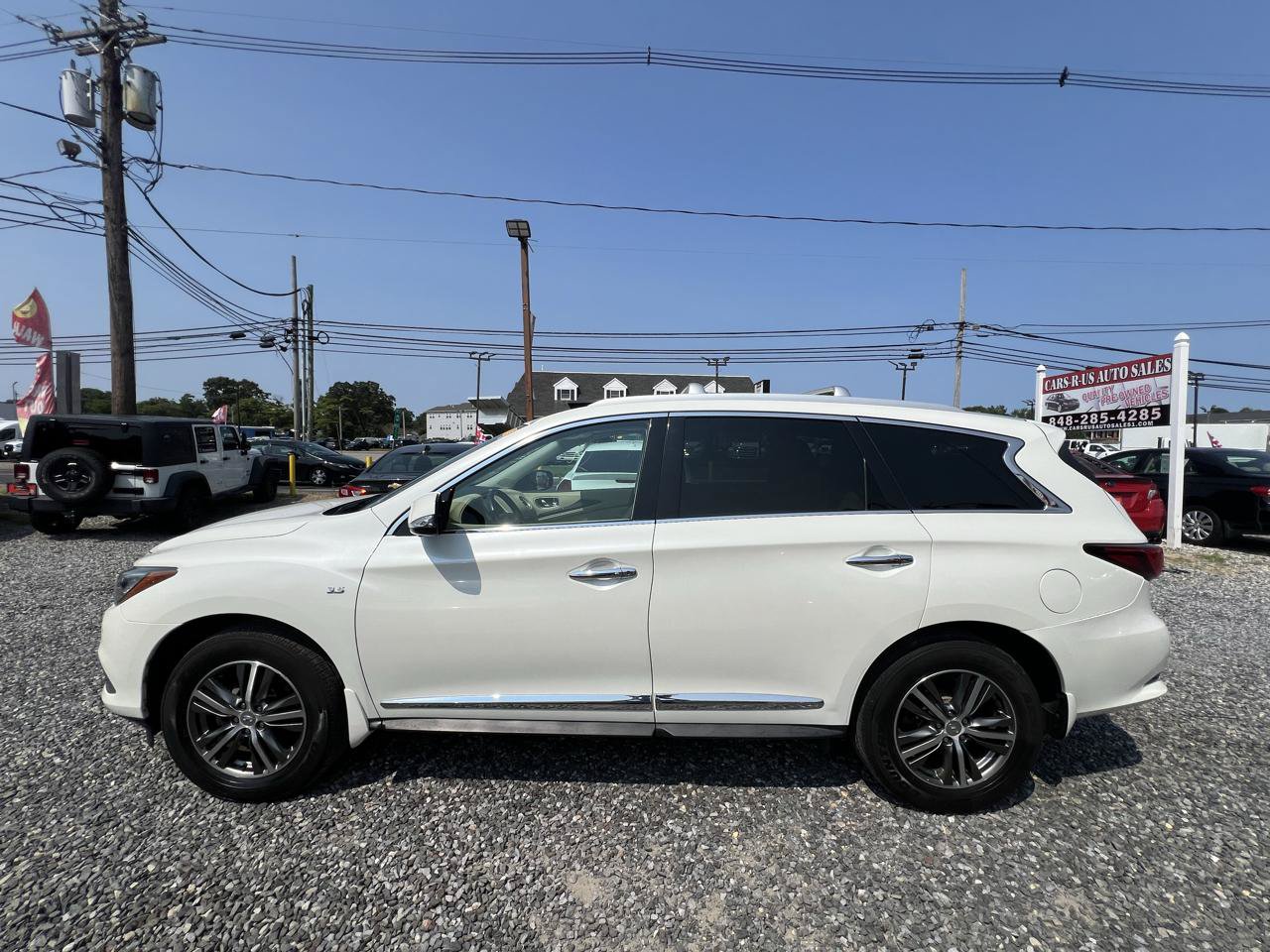 Used 2019 INFINITI QX60 Luxe w/ Essential Package AWD/4WD image 4