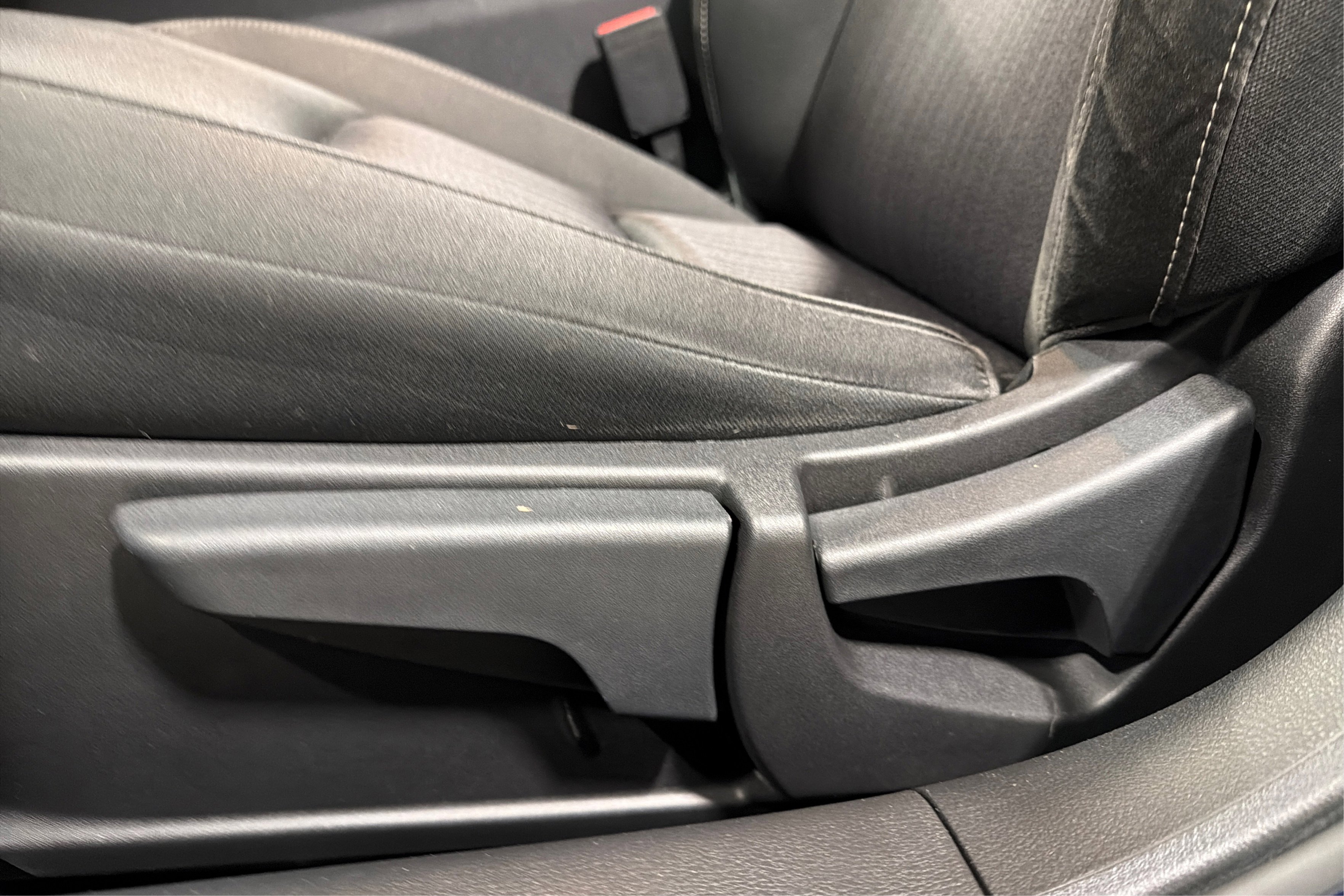Used 2021 Nissan Altima 2.5 S FWD image 18