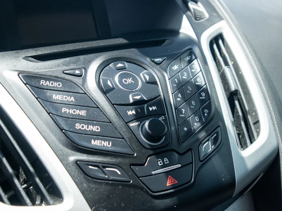 Used 2014 Ford Focus SE FWD image 29