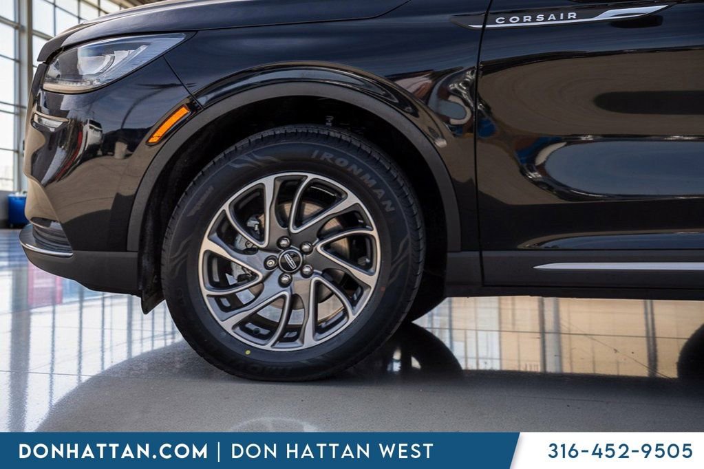 Used 2022 Lincoln Corsair AWD w/ Equipment Group 101A image 36