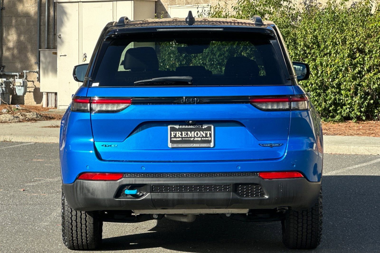 New 2023 Jeep Grand Cherokee Trailhawk w/ Advanced Protech Group II image 4