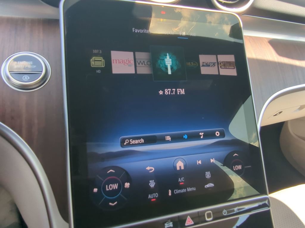 New 2025 Mercedes-Benz C 300 Sedan image 6