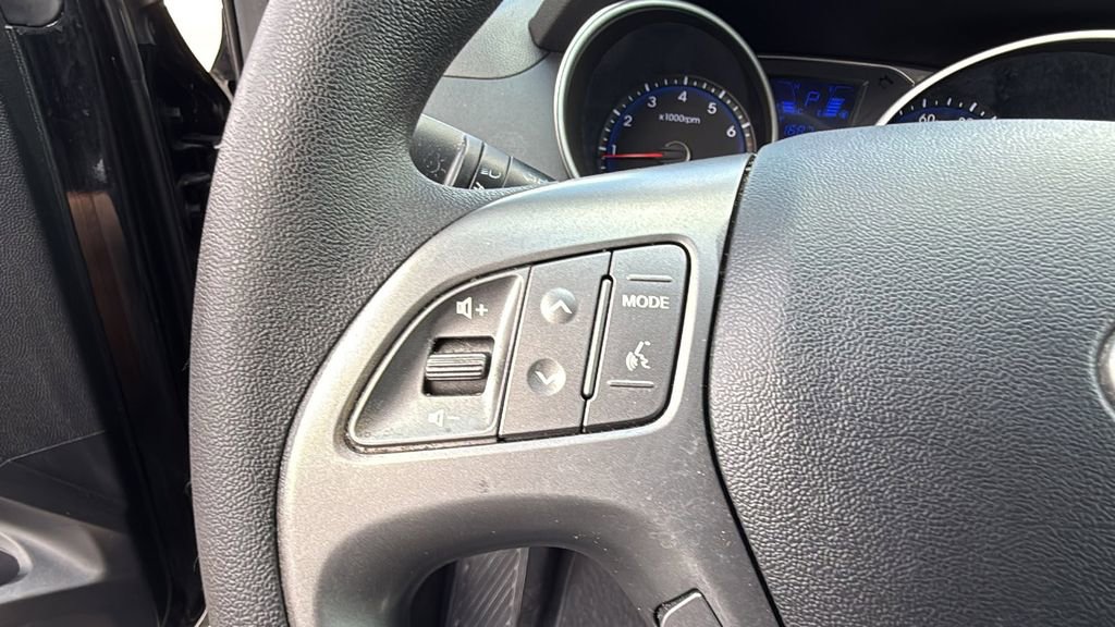 Used 2015 Hyundai Tucson GLS w/ Option Group 02 FWD image 26