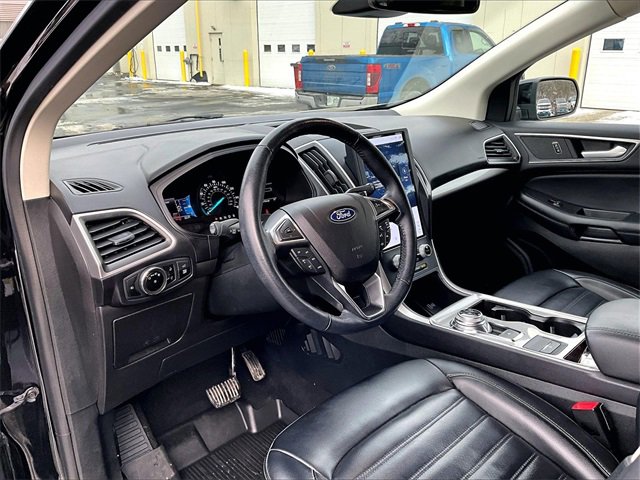 Used 2023 Ford Edge SEL w/ Convenience Package image 14