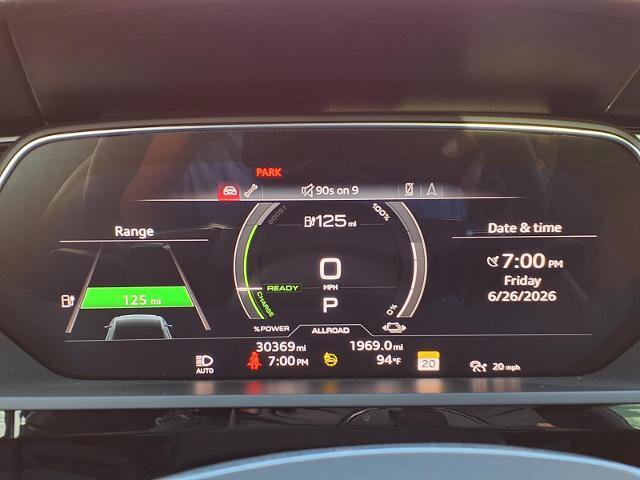 Used 2022 Audi e-tron Premium Plus AWD/4WD image 11