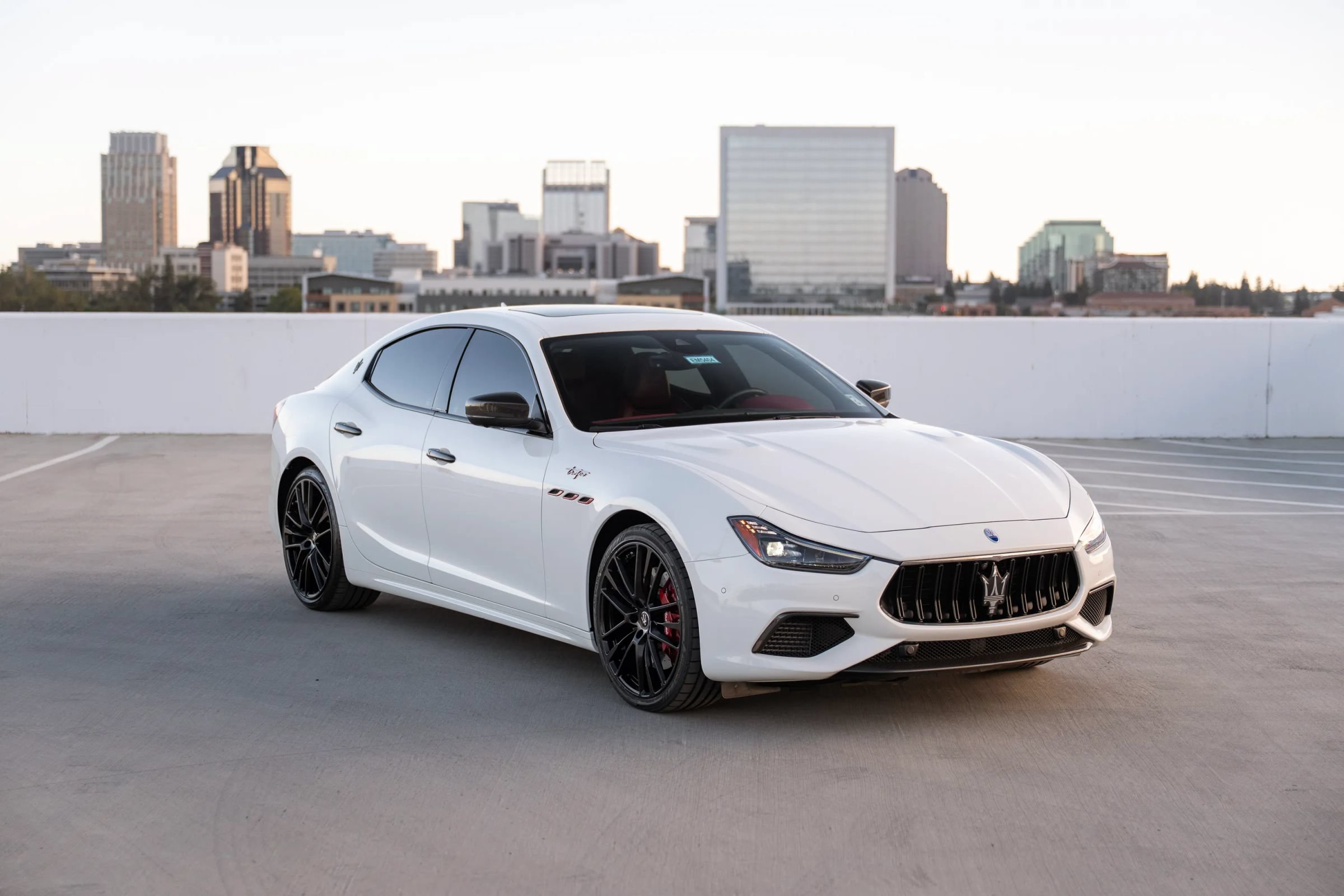 Used 2021 Maserati Ghibli Trofeo RWD image 5