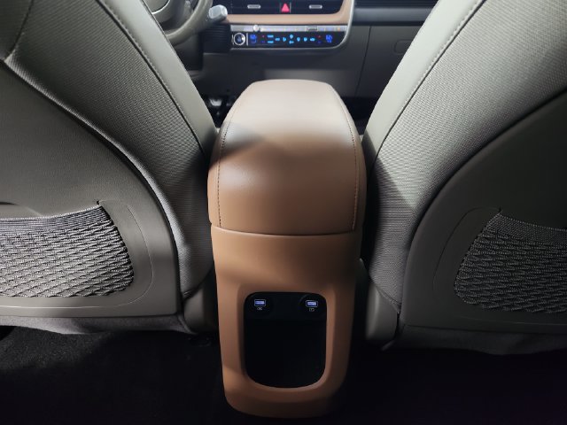 Certified 2024 Hyundai Ioniq 5 Limited AWD/4WD image 17