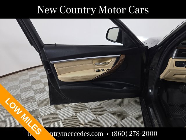 Used 2017 BMW 330i Sedan RWD image 14