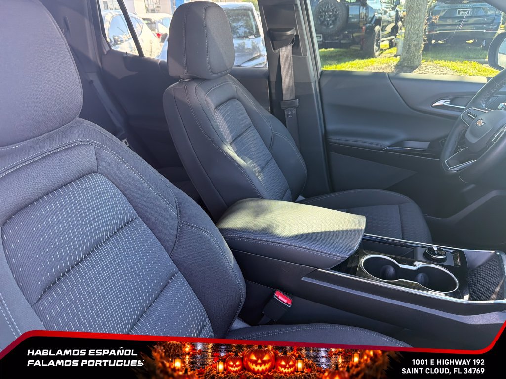 Used 2026 Chevrolet Equinox LT FWD image 32