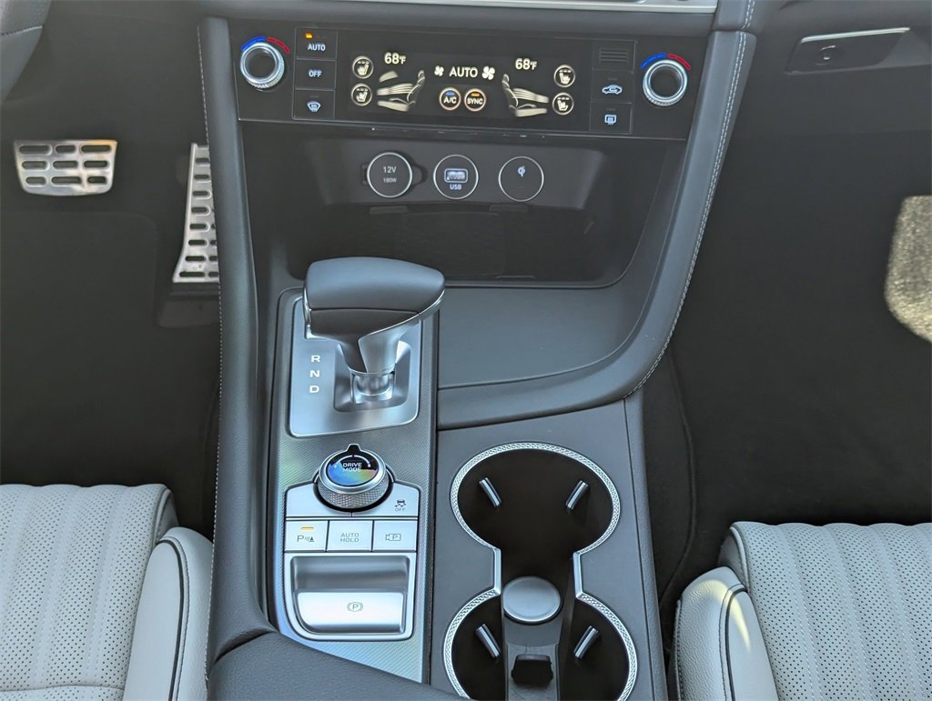 Used 2025 Genesis G70 2.5T w/ Sport Prestige Package image 15