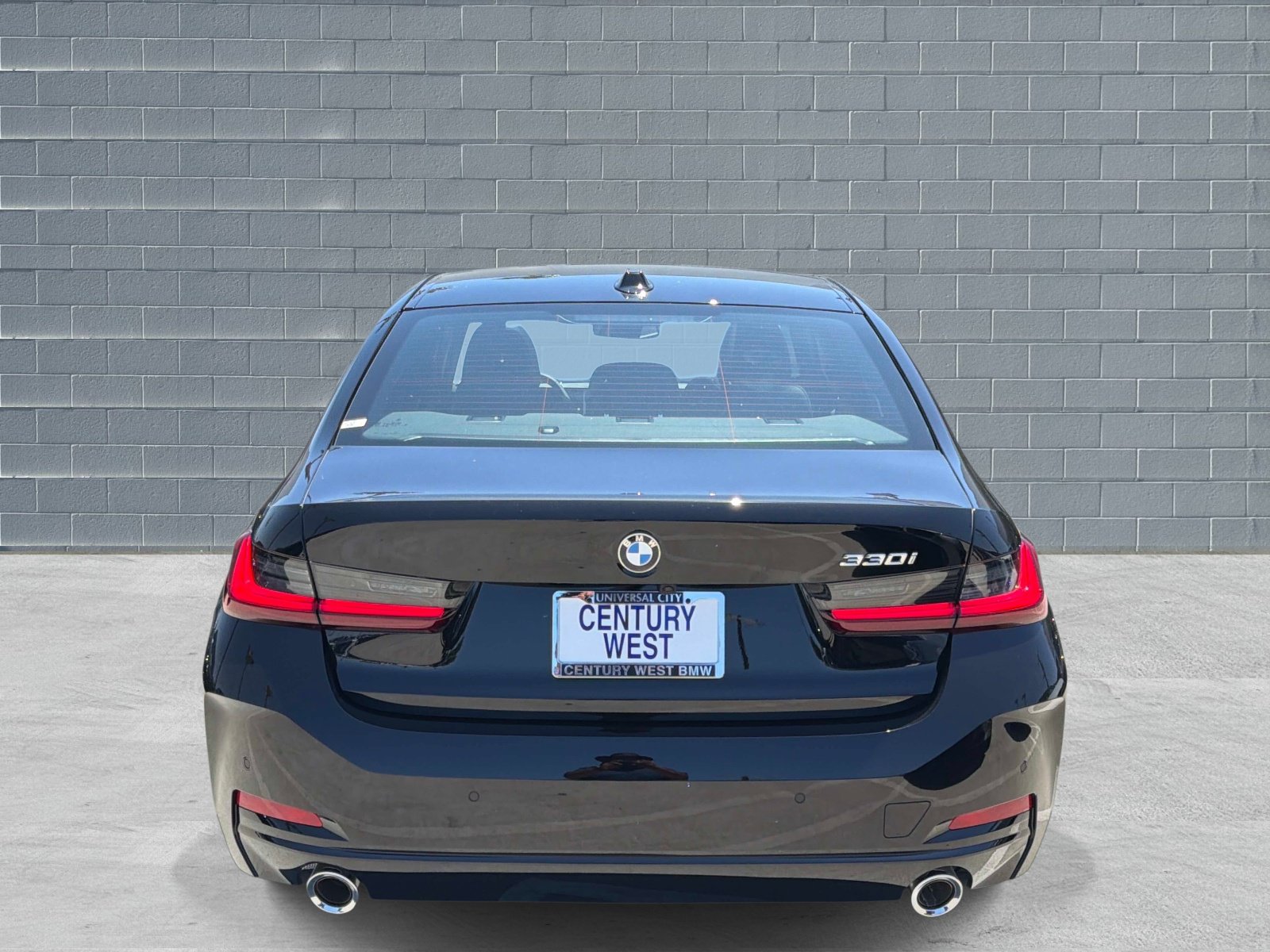 New 2026 BMW 330i Sedan w/ Convenience Package RWD image 4