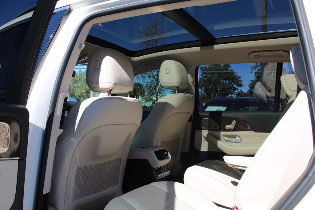 Certified 2022 Mercedes-Benz GLS 450 4MATIC image 24
