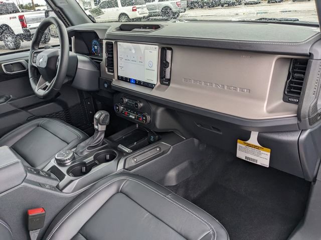 New 2025 Ford Bronco Outer Banks AWD/4WD image 12
