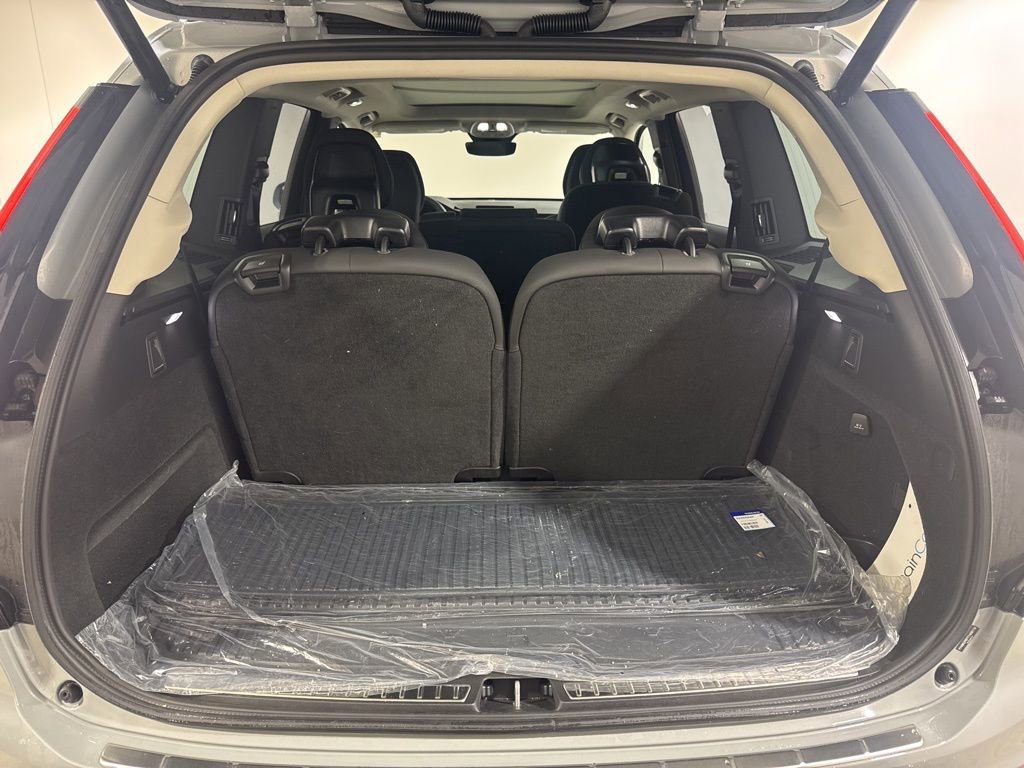 Used 2026 Volvo XC90 B6 Plus w/ Protection Package Premier image 30