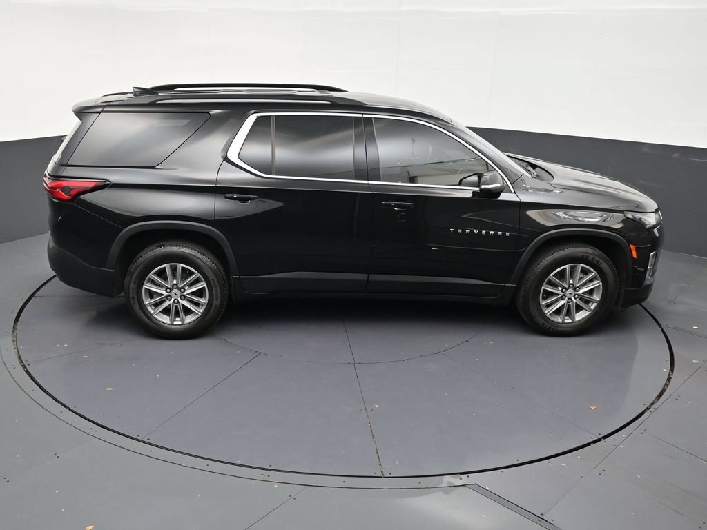Used 2024 Chevrolet Traverse LT FWD image 14