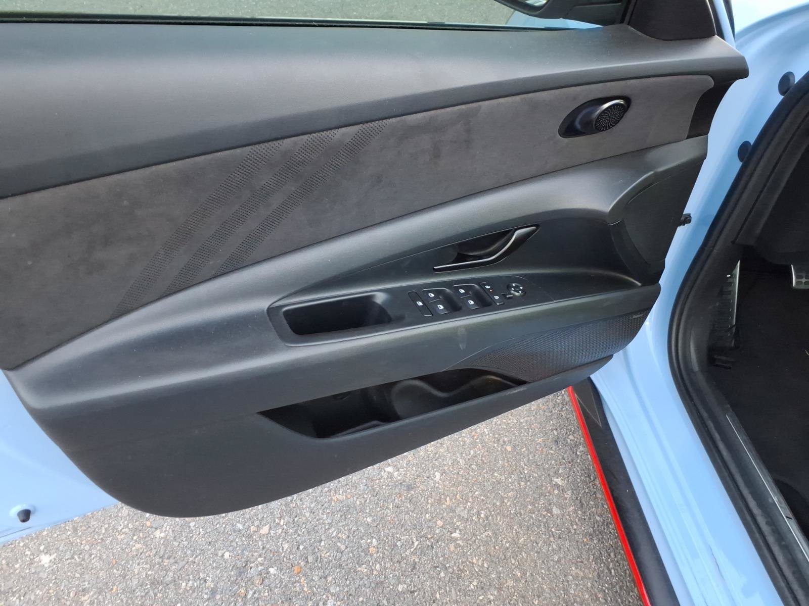 Used 2025 Hyundai Elantra N FWD image 9