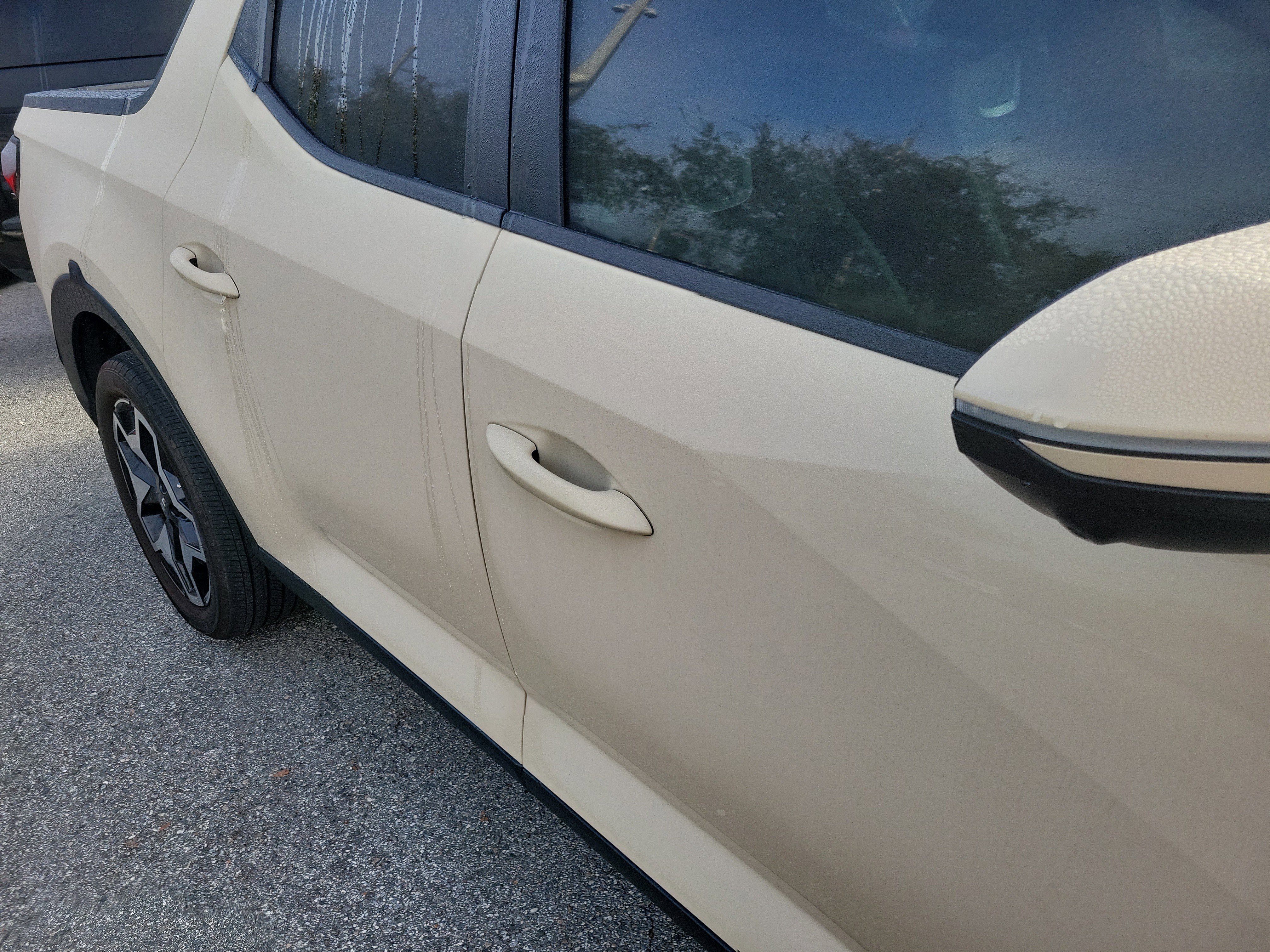 Used 2022 Hyundai Santa Cruz Limited w/ Cargo Package image 11