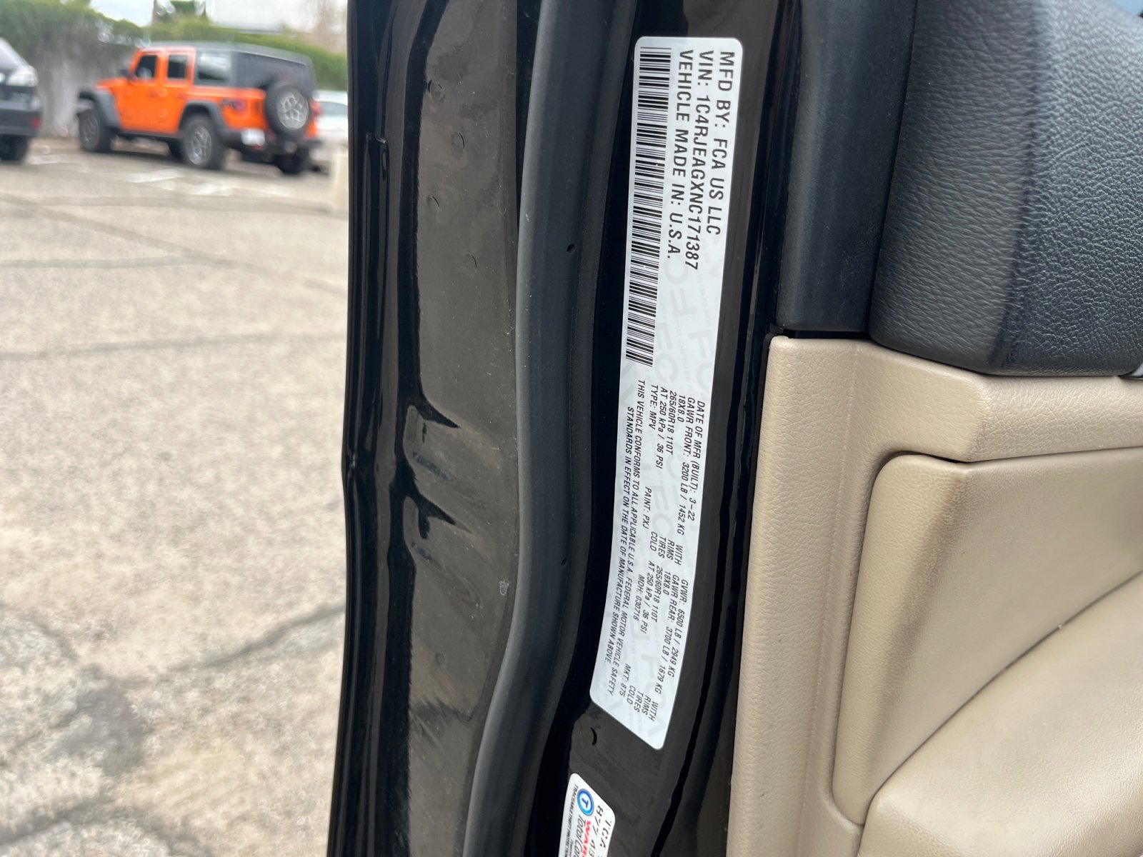 Certified 2022 Jeep Grand Cherokee Laredo E image 25