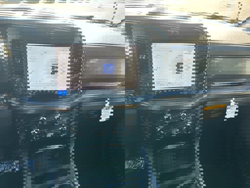 New 2026 Ford F250 Lariat w/ Black Appearance Package image 12