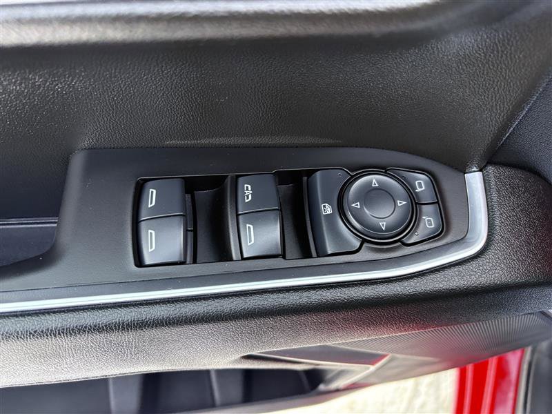 Used 2025 Chevrolet Silverado 1500 LT image 10