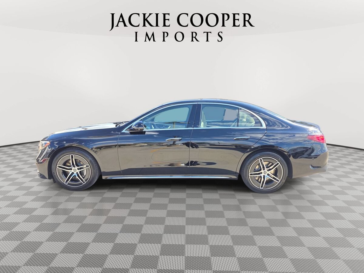 New 2026 Mercedes-Benz E 450 4MATIC Sedan image 8