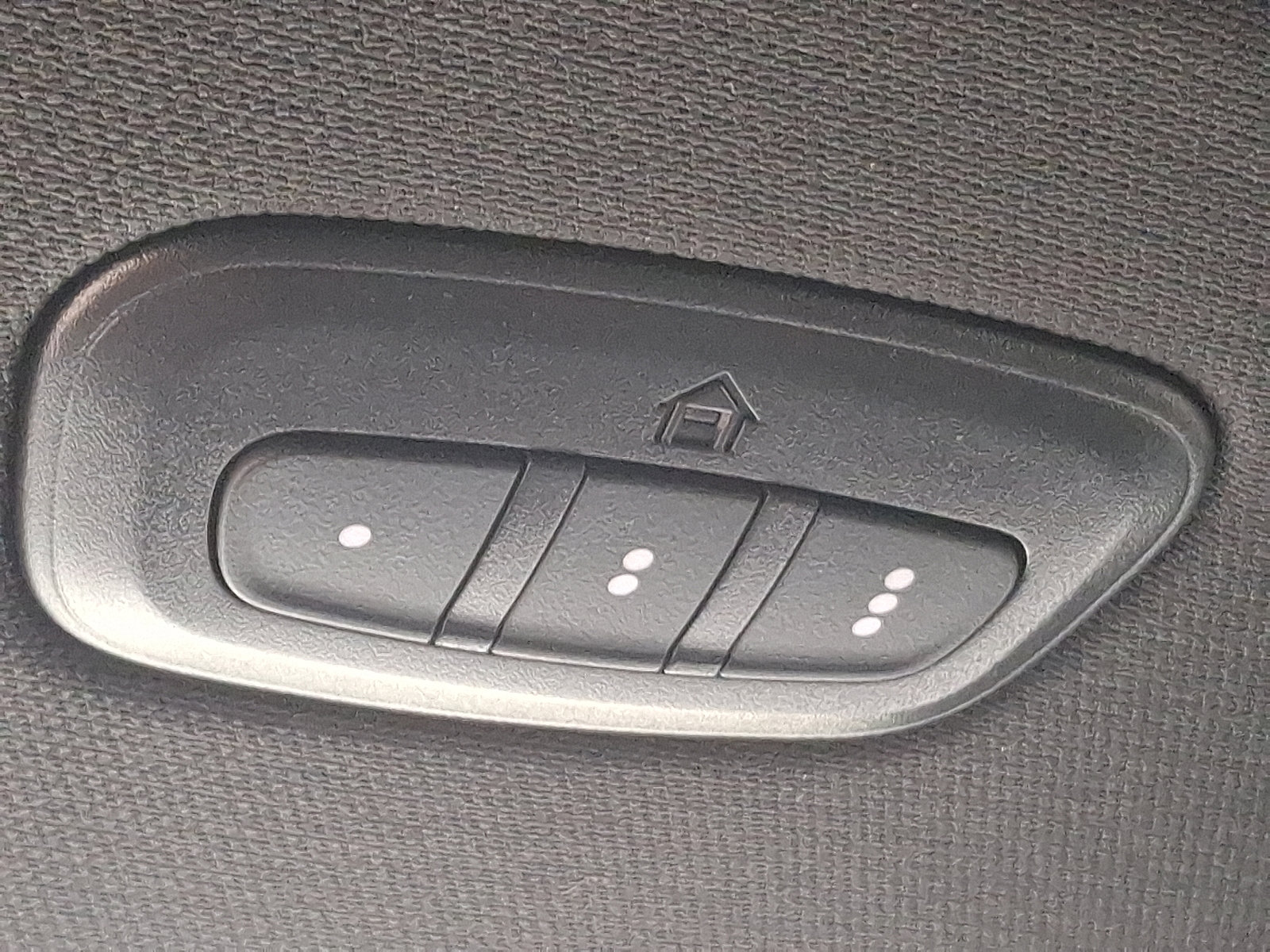 Used 2025 RAM 1500 Laramie image 26