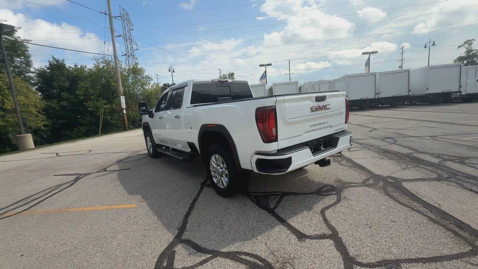 Certified 2020 GMC Sierra 3500 Denali w/ Technology Package AWD/4WD image 6