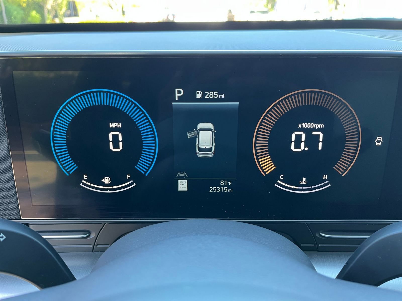 Used 2025 Hyundai Kona SEL image 42