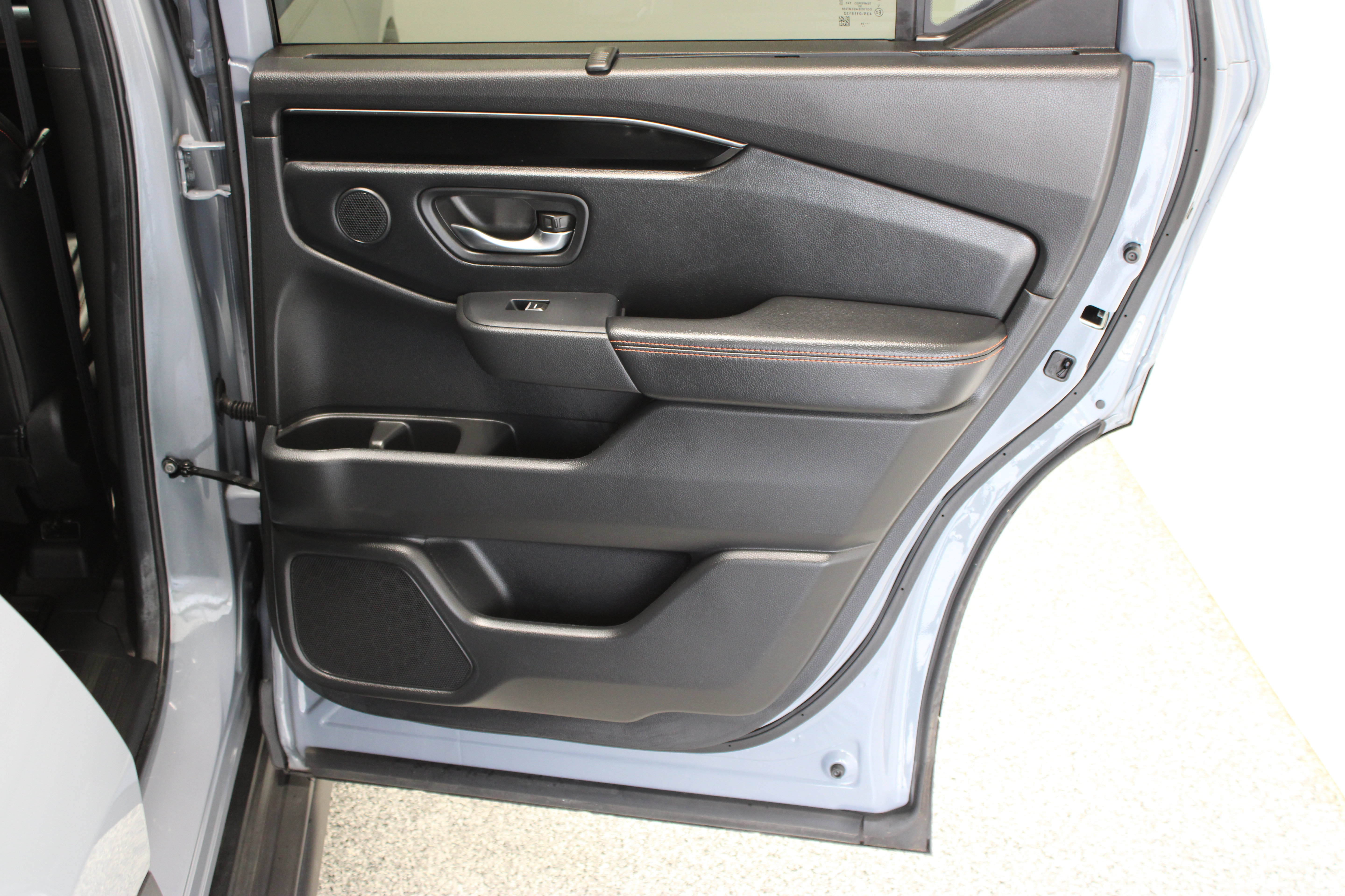 Used 2025 Honda Pilot TrailSport image 37