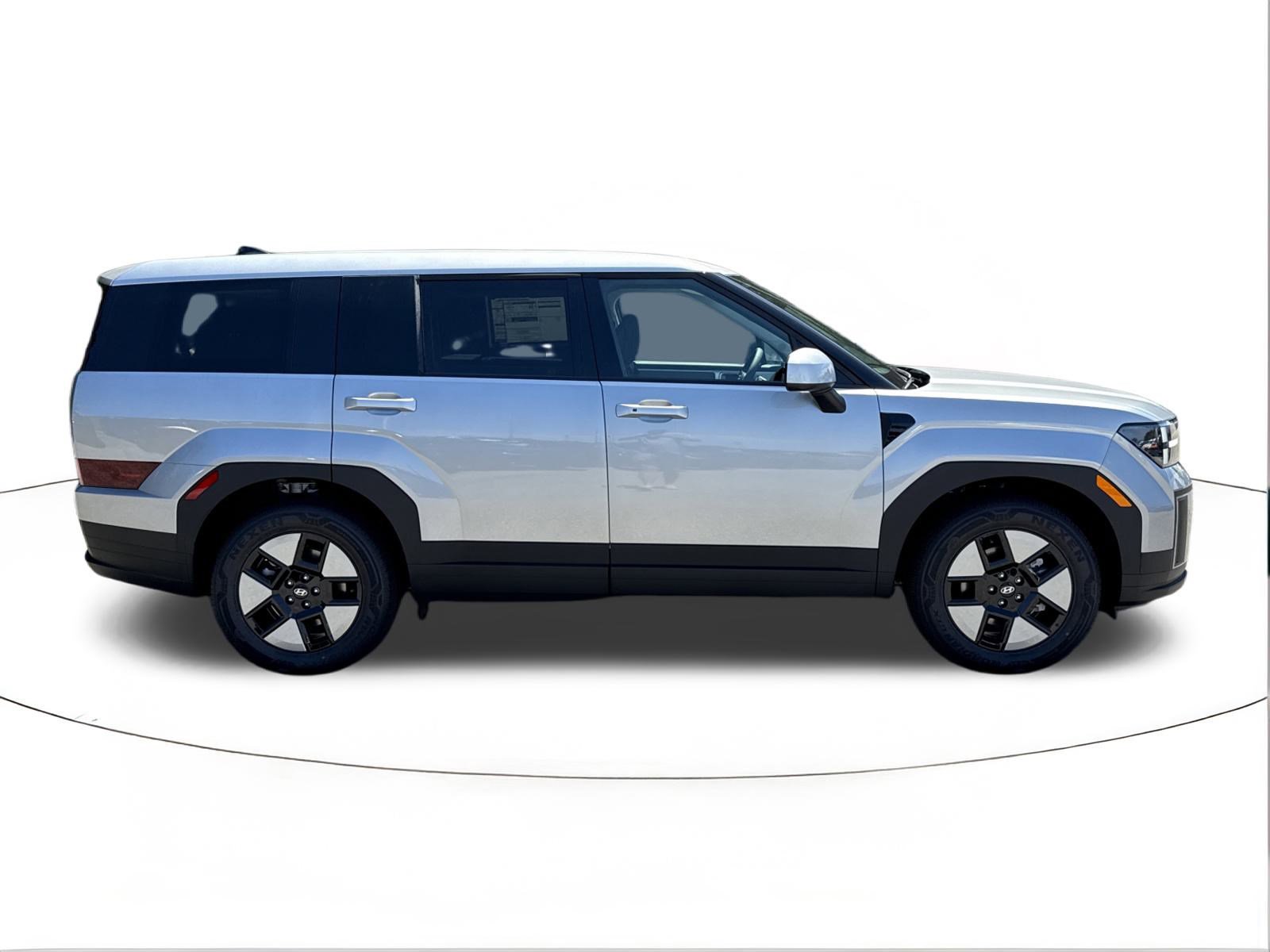 New 2026 Hyundai Santa Fe SE image 2