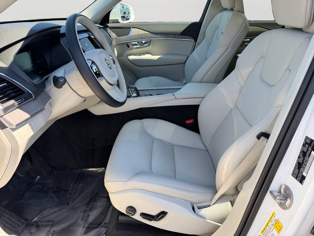Certified 2023 Volvo XC90 B6 Core w/ Climate Package AWD/4WD image 16