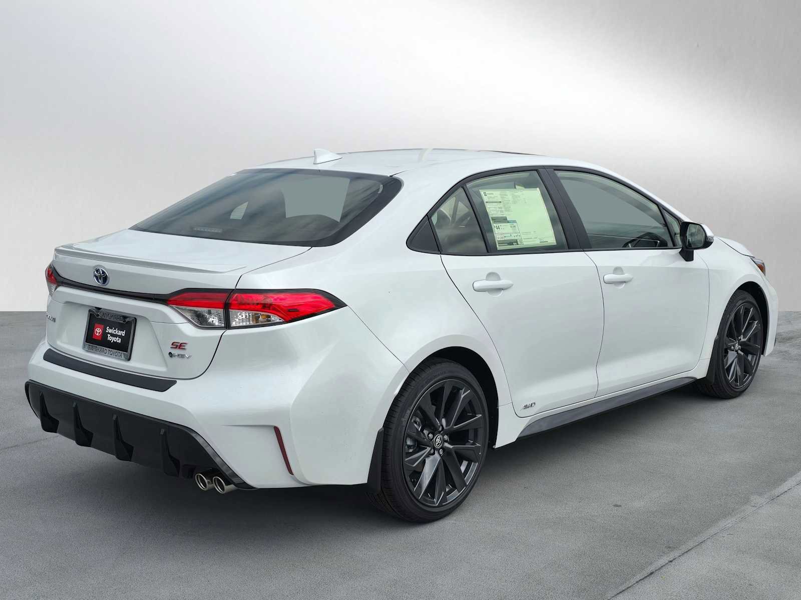 New 2026 Toyota Corolla SE image 3