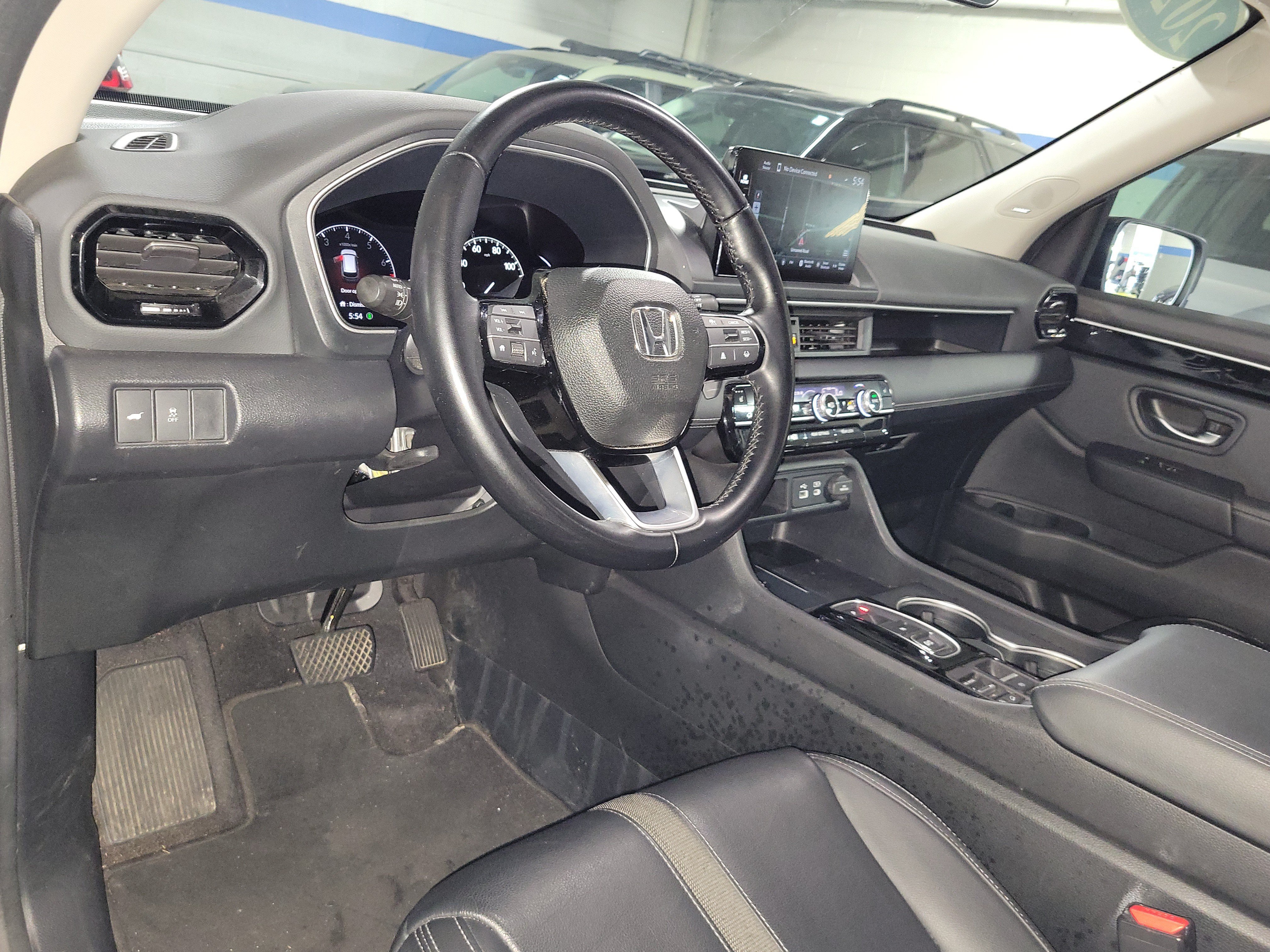 Certified 2024 Honda Pilot Touring image 11