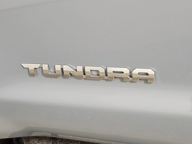 Used 2021 Toyota Tundra SR5 AWD/4WD image 9