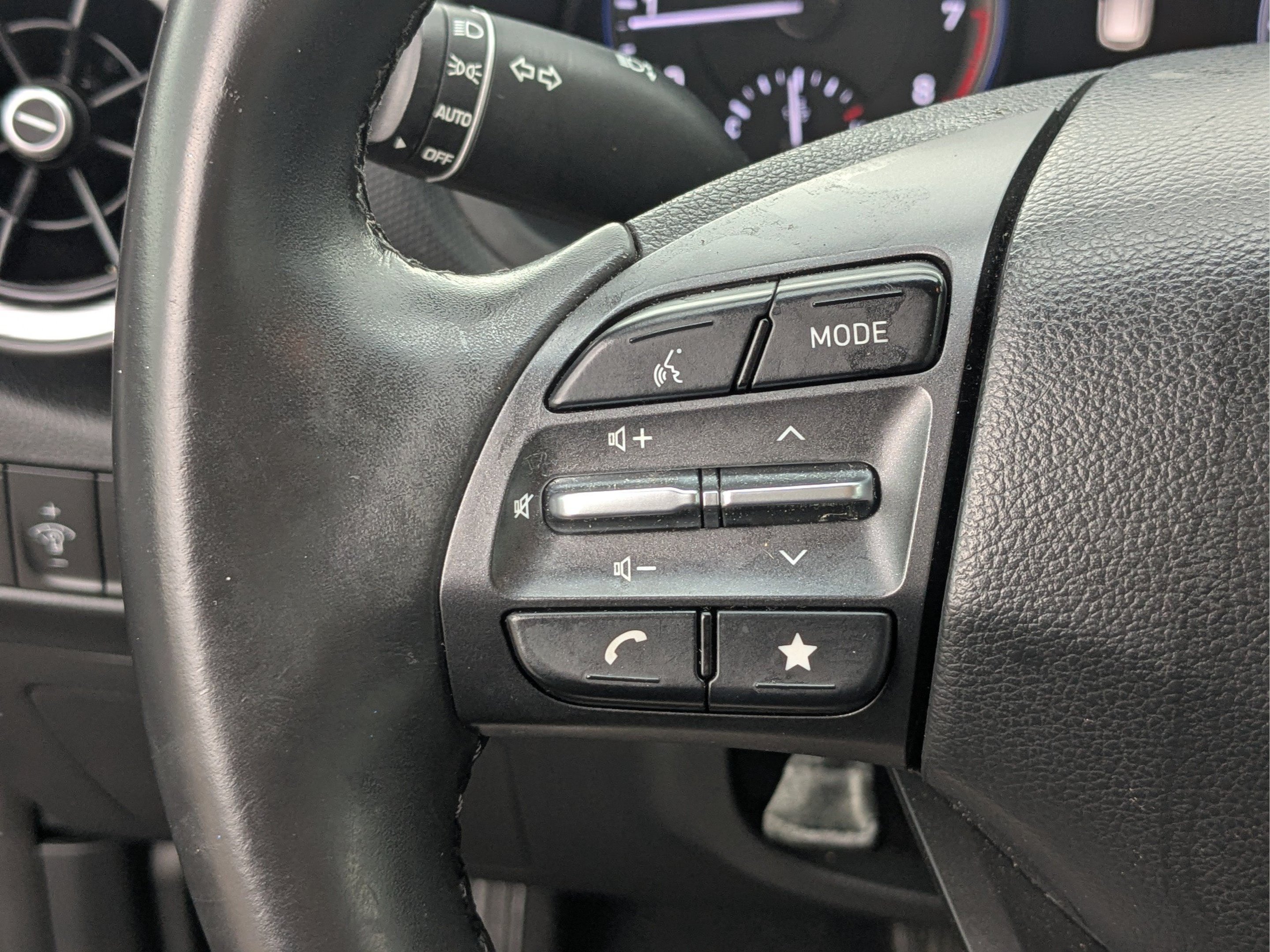 Certified 2022 Hyundai Kona SEL w/ Convenience Package FWD image 25