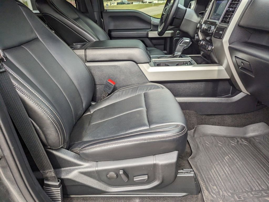 Used 2020 Ford F150 Lariat image 25