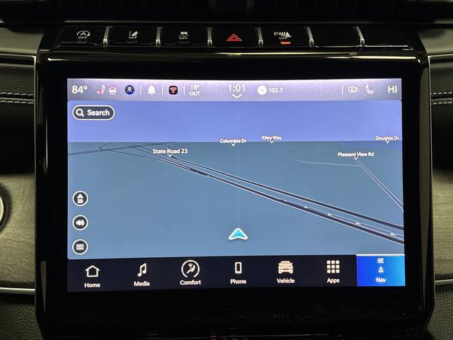 Used 2025 Jeep Grand Cherokee L Limited w/ Black Appearance Package image 10