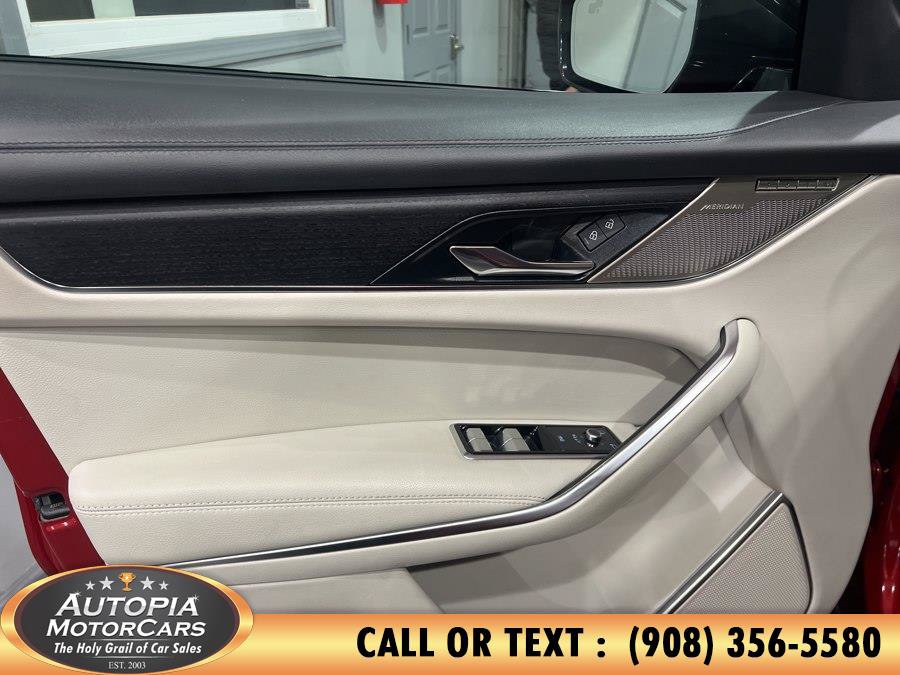 Used 2023 Jaguar F-PACE S AWD/4WD image 19